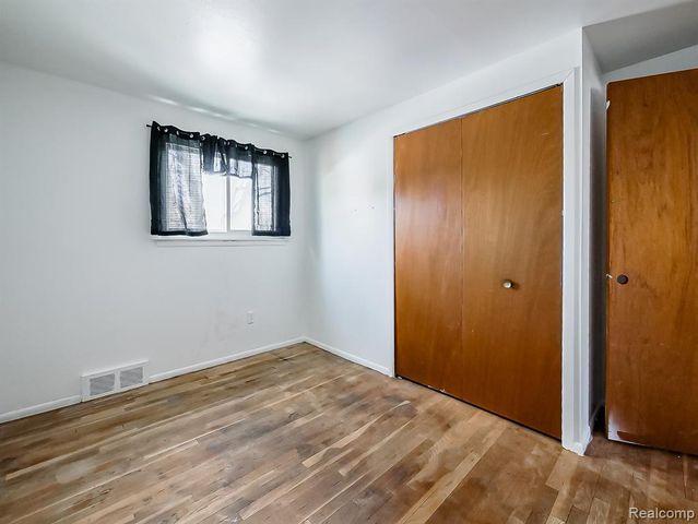 430 N Dobson Street, Westland, MI 48185