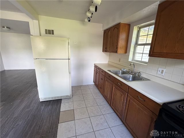1023 Burleigh Avenue, Dayton, OH 45402