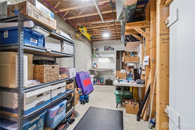 2665 Lucy Lane, Waynesville, OH 45068