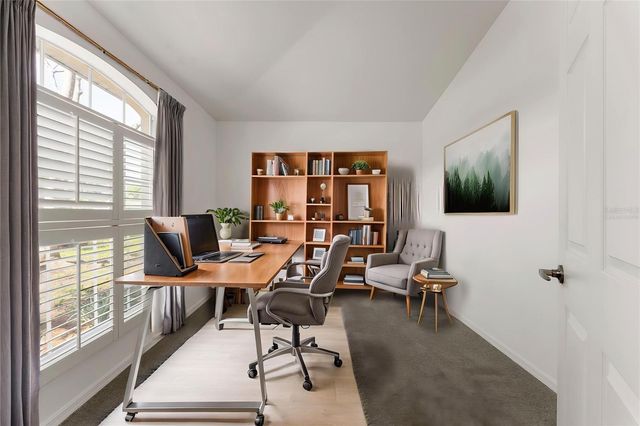 6523 65TH AVENUE DRIVE E, Bradenton, FL 34203