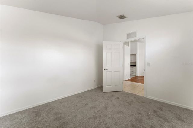 6523 65TH AVENUE DRIVE E, Bradenton, FL 34203