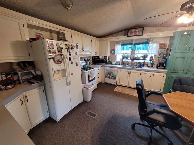 11630 US 27 S Highway, Fort Wayne, IN 46816