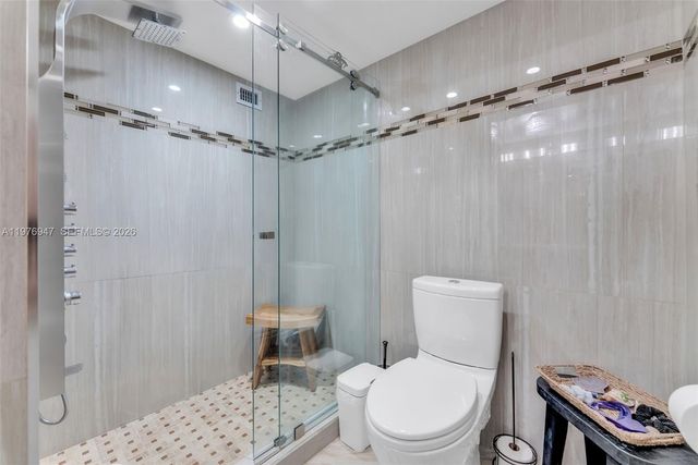 1825 S Ocean Dr 1014, Hallandale Beach, FL 33009