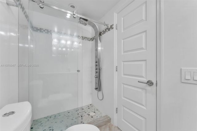 1825 S Ocean Dr 1014, Hallandale Beach, FL 33009