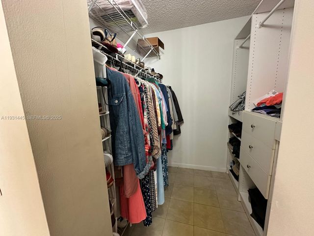 251 SW 134th Way 314M, Pembroke Pines, FL 33027