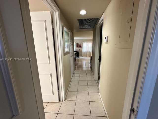 251 SW 134th Way 314M, Pembroke Pines, FL 33027