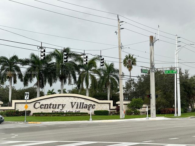 251 SW 134th Way 314M, Pembroke Pines, FL 33027