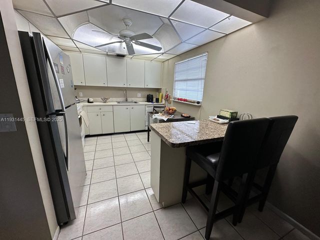 251 SW 134th Way 314M, Pembroke Pines, FL 33027