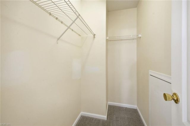 2021 Livingston St, Suffolk, VA 23435