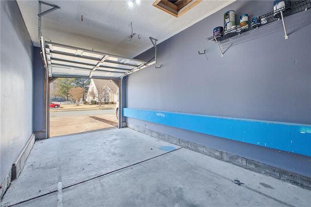 2021 Livingston St, Suffolk, VA 23435