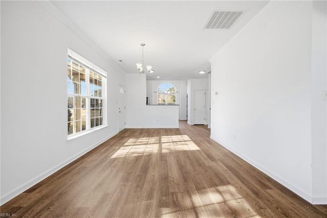 2021 Livingston St, Suffolk, VA 23435