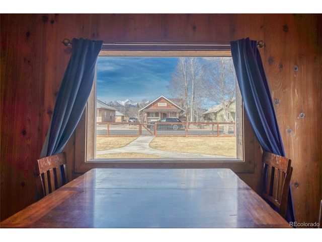 1335 F St, Salida, CO 81201