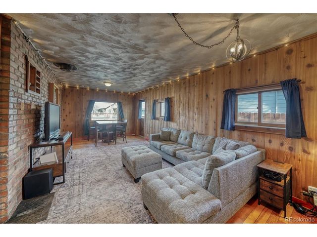 1335 F St, Salida, CO 81201