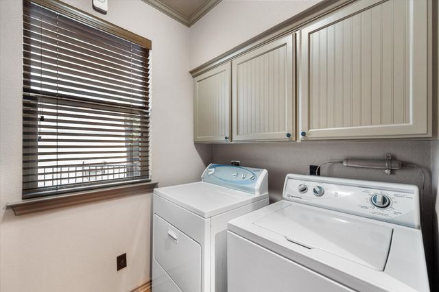 110 Northwood Place, Enchanted Oaks, TX 75156