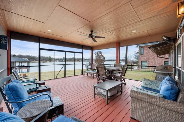 110 Northwood Place, Enchanted Oaks, TX 75156