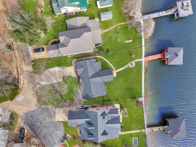 110 Northwood Place, Enchanted Oaks, TX 75156