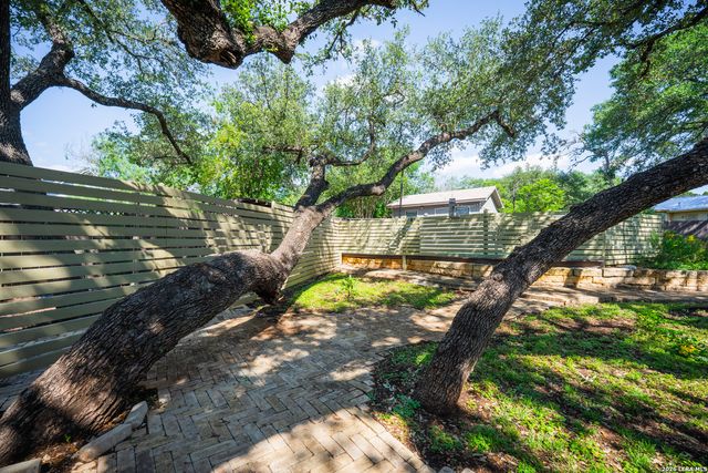 16802 PARKSTONE BLVD, San Antonio, TX 78232