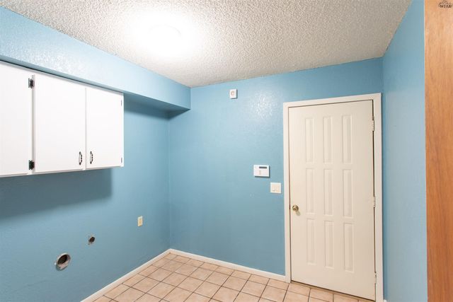 914 MOHAWK DRIVE, Burkburnett, TX 76354