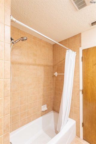 914 MOHAWK DRIVE, Burkburnett, TX 76354