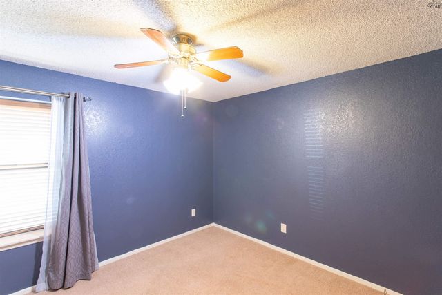 914 MOHAWK DRIVE, Burkburnett, TX 76354