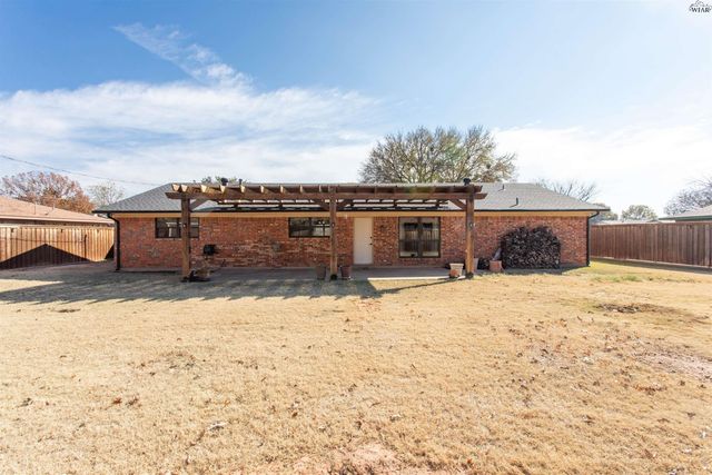 914 MOHAWK DRIVE, Burkburnett, TX 76354