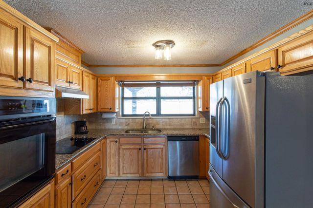 914 MOHAWK DRIVE, Burkburnett, TX 76354