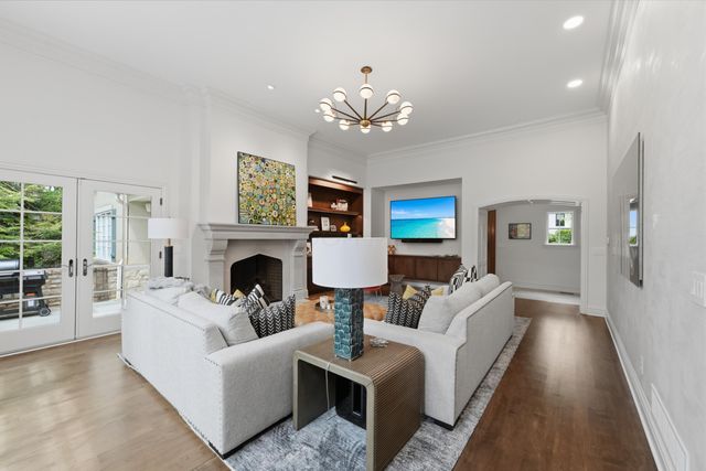 2950 Linkbury Lane, Upper Arlington, OH 43221