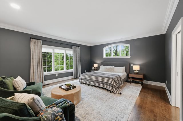 2950 Linkbury Lane, Upper Arlington, OH 43221