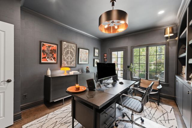 2950 Linkbury Lane, Upper Arlington, OH 43221