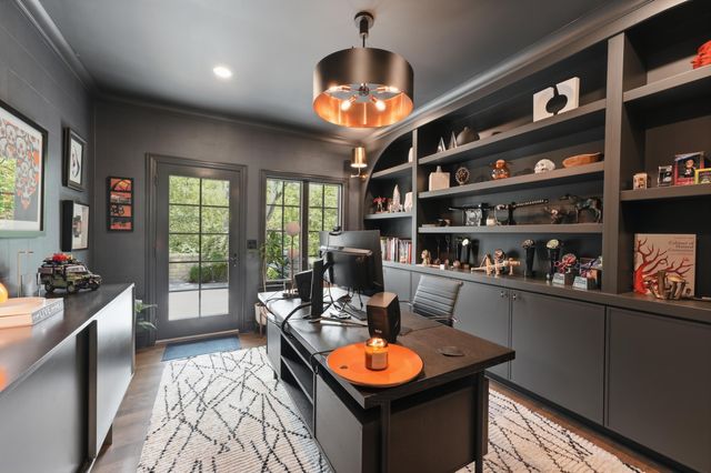 2950 Linkbury Lane, Upper Arlington, OH 43221