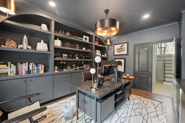 2950 Linkbury Lane, Upper Arlington, OH 43221
