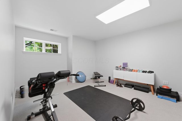 2950 Linkbury Lane, Upper Arlington, OH 43221