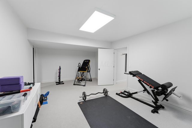 2950 Linkbury Lane, Upper Arlington, OH 43221