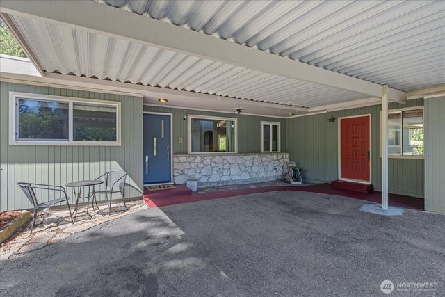 8119 190th Street SW, Edmonds, WA 98026