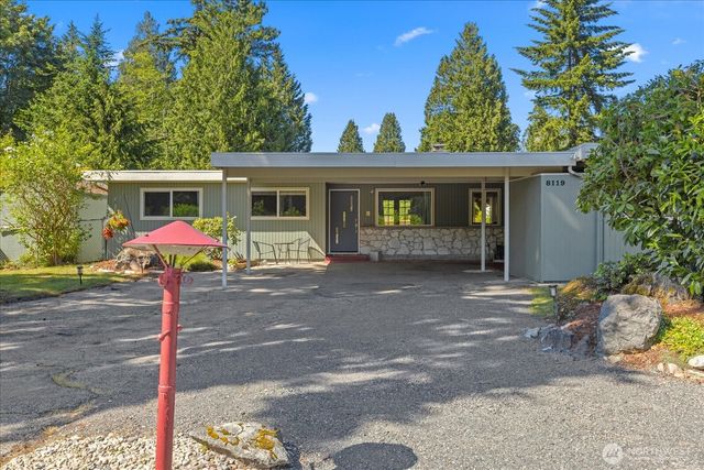 8119 190th Street SW, Edmonds, WA 98026
