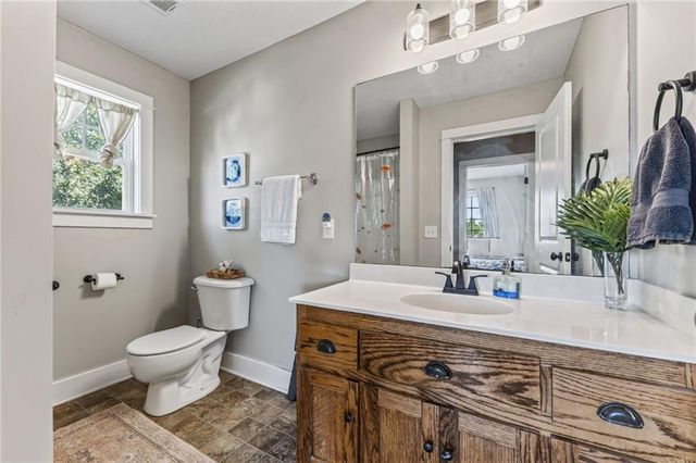 2000 Riverstone Drive, Excelsior Springs, MO 64024