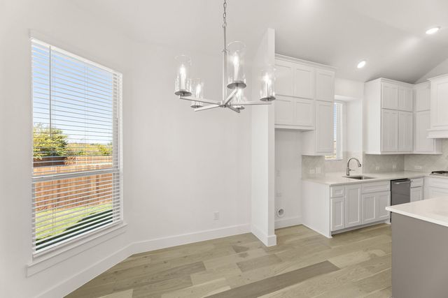 621 Hidden Lakes, Desoto, TX 75115