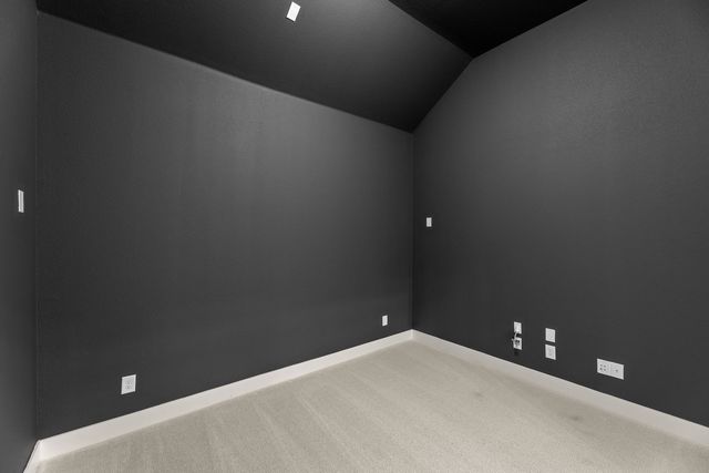 621 Hidden Lakes, Desoto, TX 75115