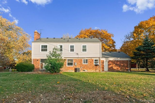 4603 Hedgewood Drive, Bloomfield Hills, MI 48301