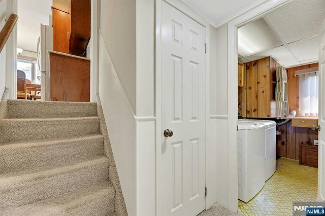 27 Mary Lane, Waldwick, NJ 07463