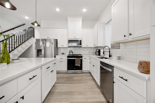 5702 Breland Street D, Houston, TX 77016