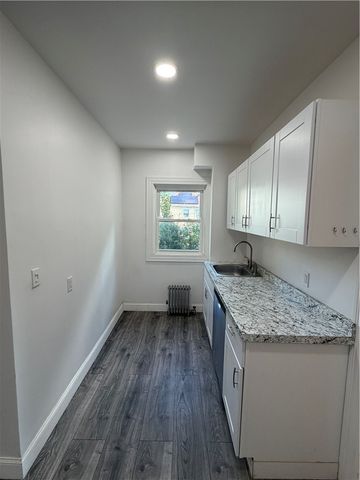 19 Manning Street 1, Pawtucket, RI 02860