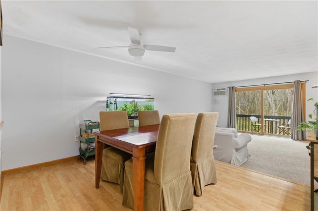 7 Wake Robin Road 1604, Lincoln, RI 02864