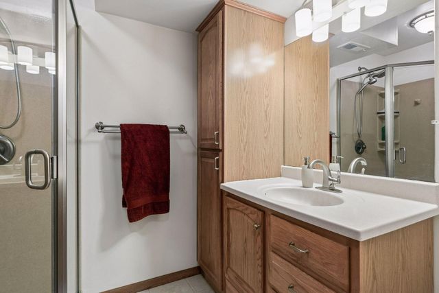 156 Red Oaks Drive, Vadnais Heights, MN 55127
