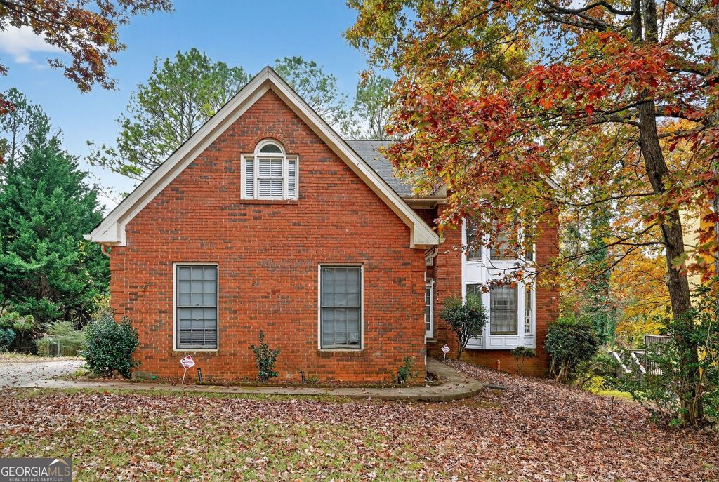 1406 Crooked Tree Circle, Stone Mountain, GA 30088