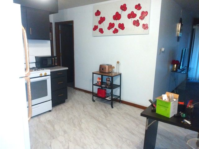 18550 S Torrence Avenue 23, Lansing, IL 60438