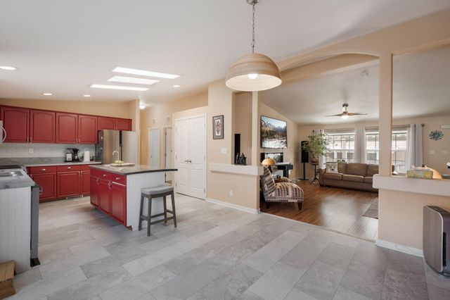 303 Sunrise Bluffs Drive, Belen, NM 87002