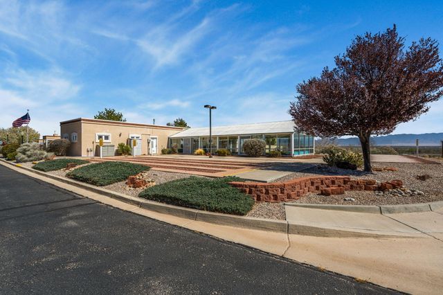303 Sunrise Bluffs Drive, Belen, NM 87002