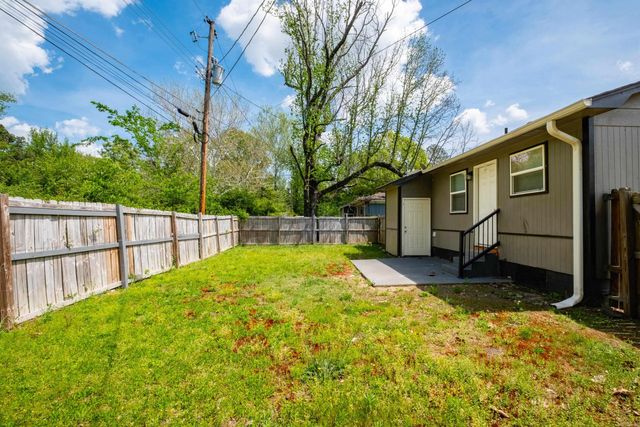 1804 Kelly Drive, Jacksonville, AR 72076