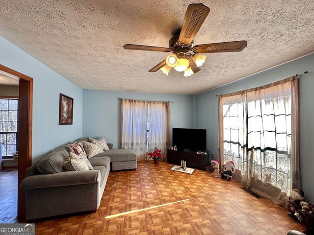 276 Oglesby Bridge Road SE, Conyers, GA 30094